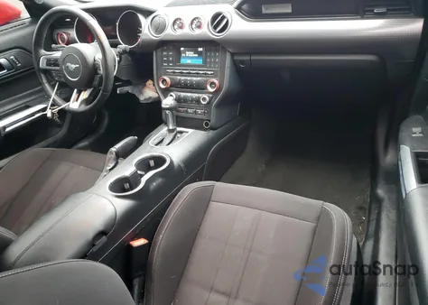 2018 Ford Mustang z USA, uszkodzony, nr VIN 1FA6P8TH7J5160800